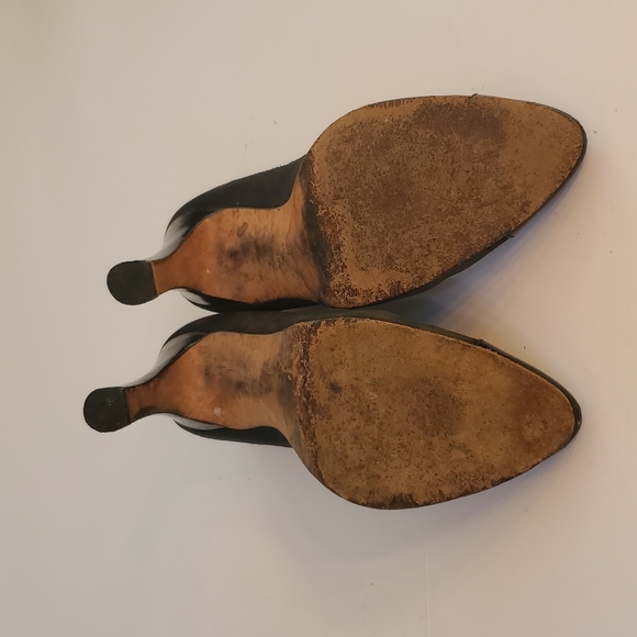 Vintage Yves Saint Laurent Designer Black Suede / Patent Cap Toe Pumps - Size 8N - Picture 11 of 16